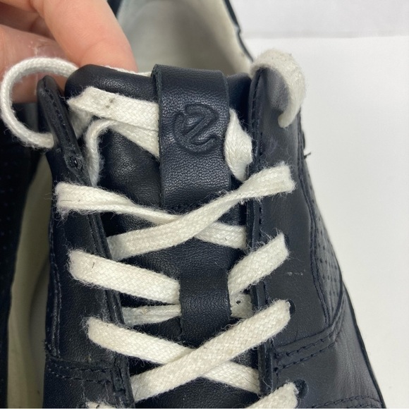 Ecco Soft 7 Black Leather Lace Up Runner Sneaker Comfortable Shoes Size 8 - Picture 8 of 16